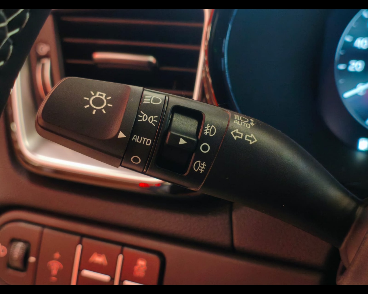 Foto KIA PROCEED MY25 1.5 TGDI DCT GT-LINE SEM