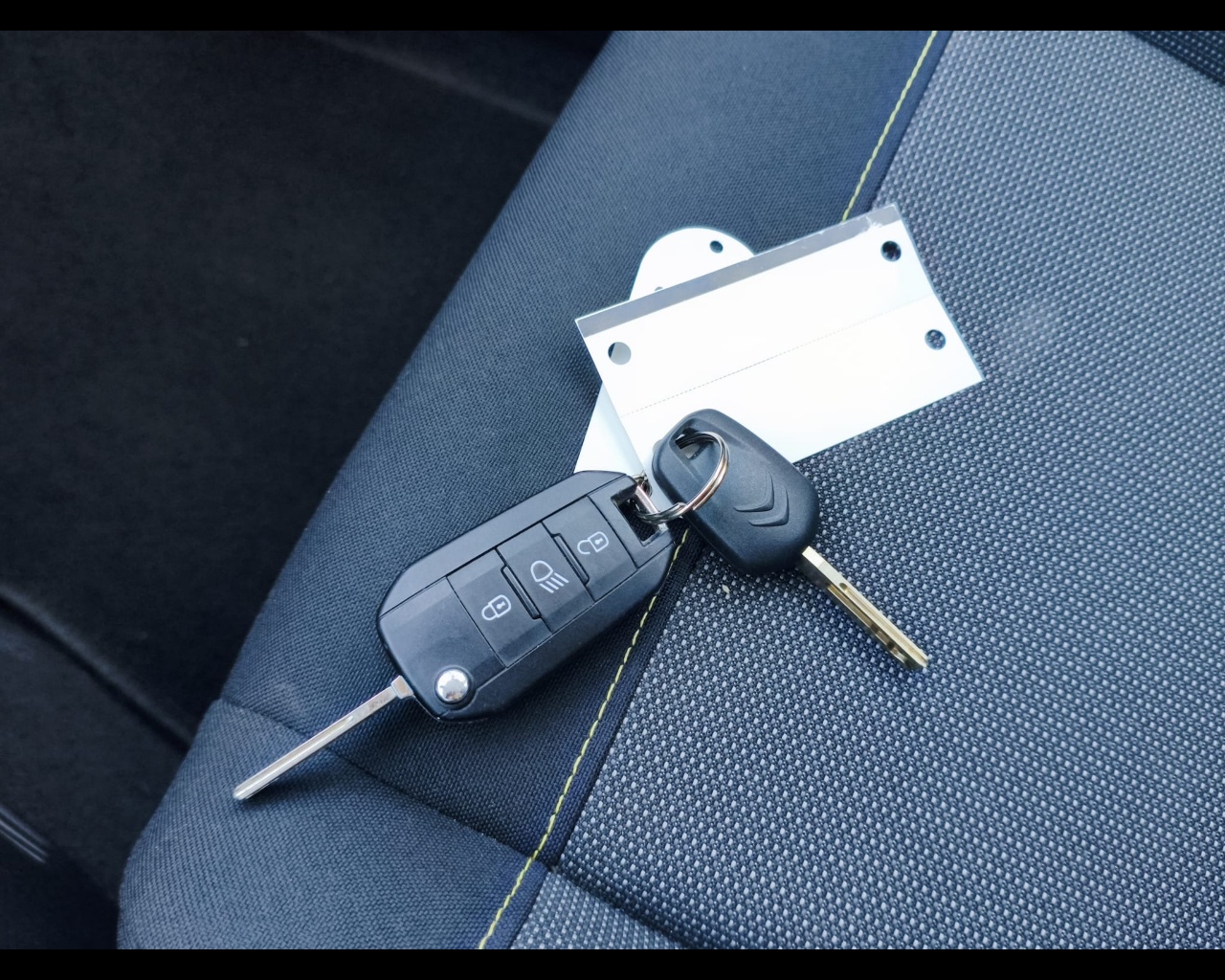 Foto CITROEN C3 1.5 bluehdi Feel Pack s&s 100cv 6m