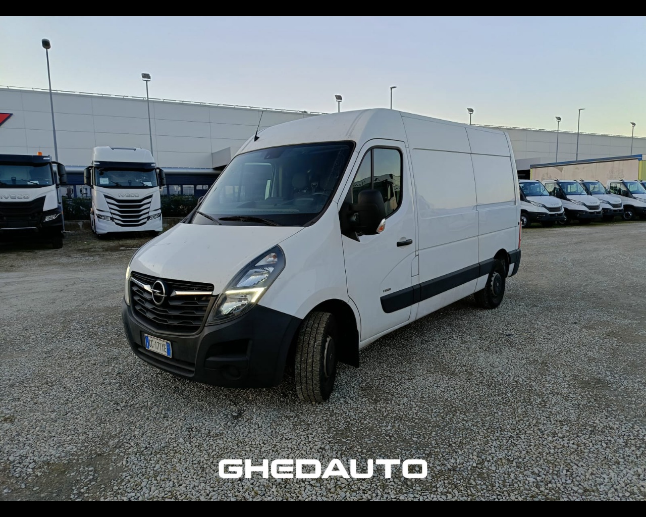 OPEL Movano III 35 FWD Movano 35 2.3 turbo D 135cv L2H2 E6d-temp Diesel usato