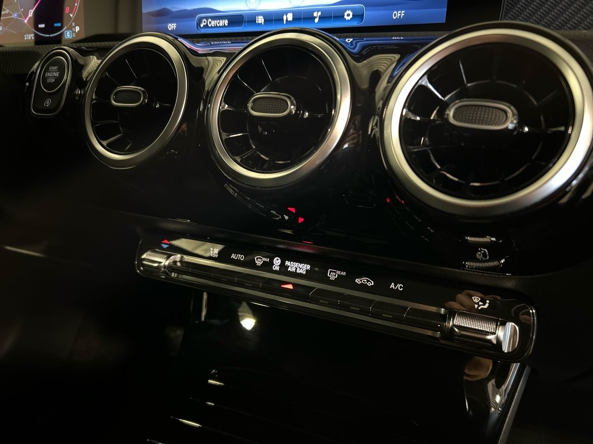 Mercedes  Classe A 180 Advanced Progressive 7G-DCT - 14