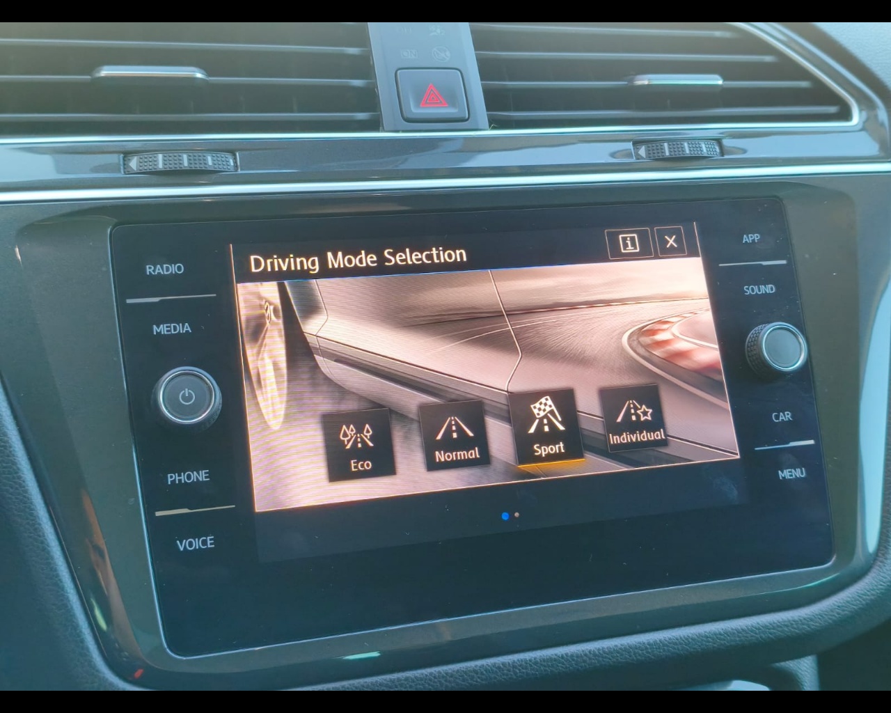 Foto VOLKSWAGEN Tiguan 1.5 tsi Sport 150cv dsg