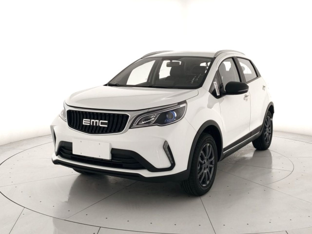 Emc Quattro Nuovo Benzina Quattro Lonato del Garda