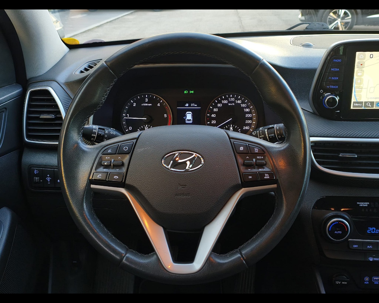 Foto HYUNDAI Tucson 1.6 crdi 48V Xprime 2wd 115cv 