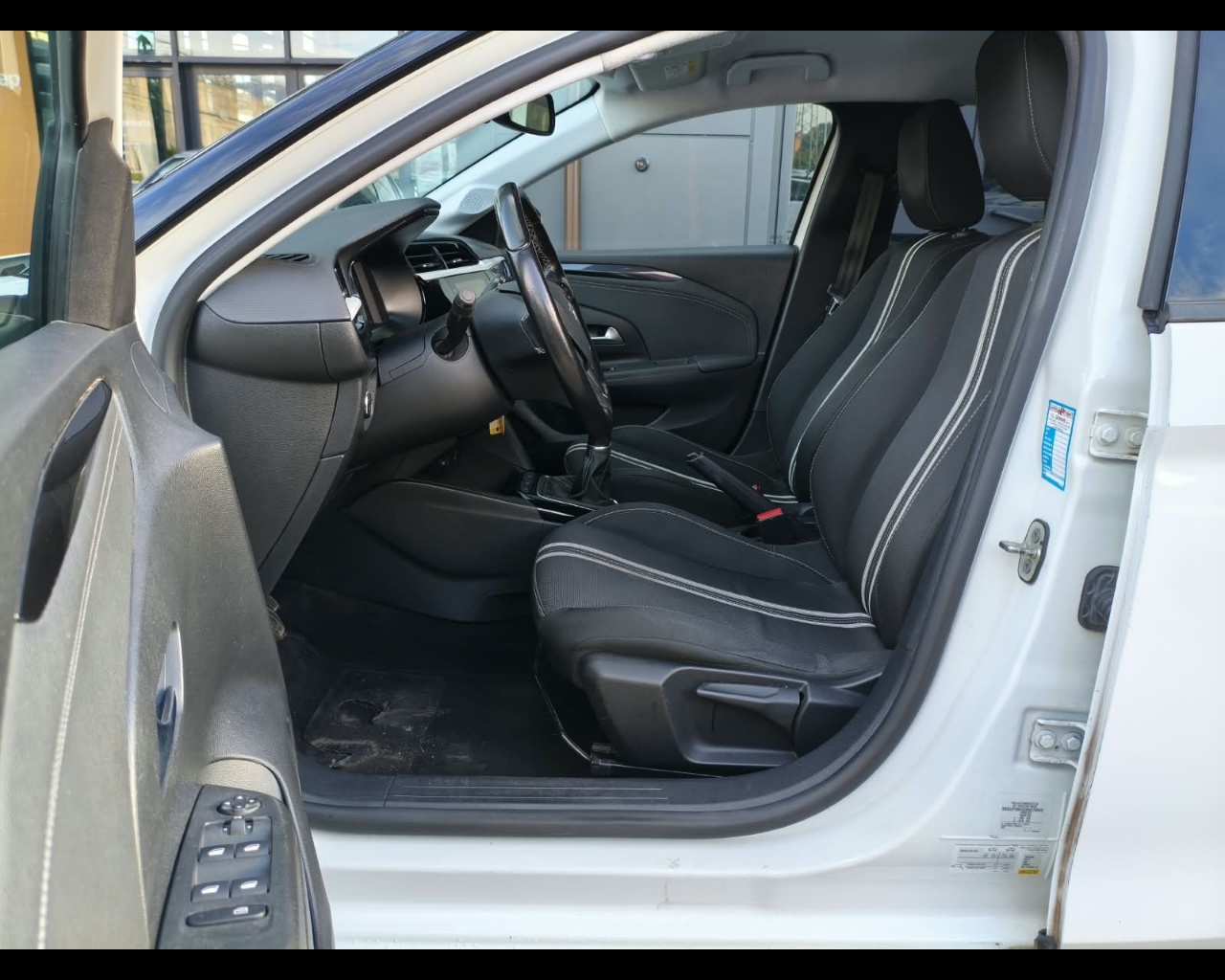 Foto OPEL Corsa 1.2 D&T s&s 75cv