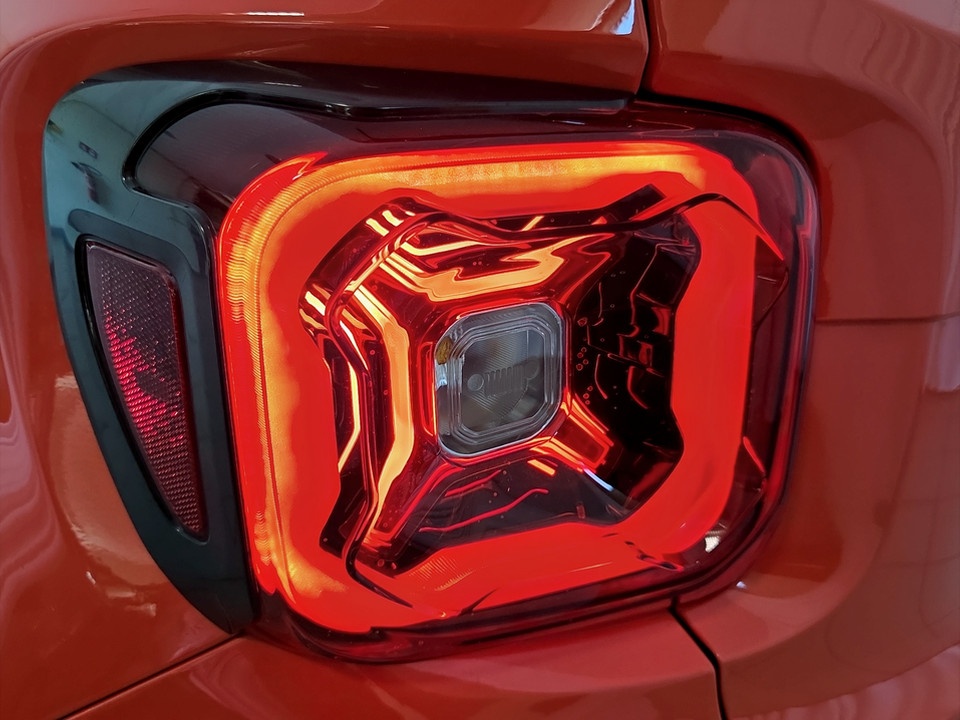 JEEP Renegade 1.6 mjt 80th Anniversary 2wd 130cv Diesel usato - 20
