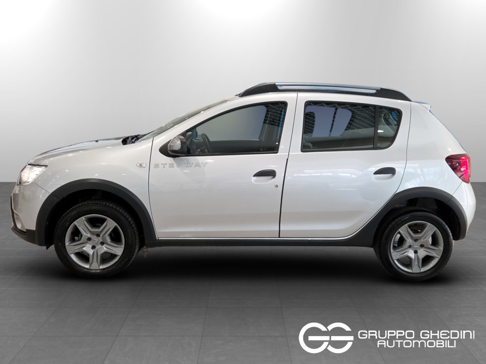 DACIA Sandero Stepway 1.5 dci Brave s&s 90cv Diesel usato - 1