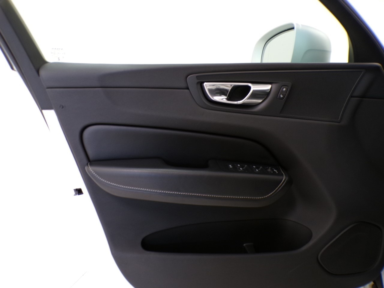 Volvo XC60 XC60 2.0 D4 R-Design AWD Geartronic - 11