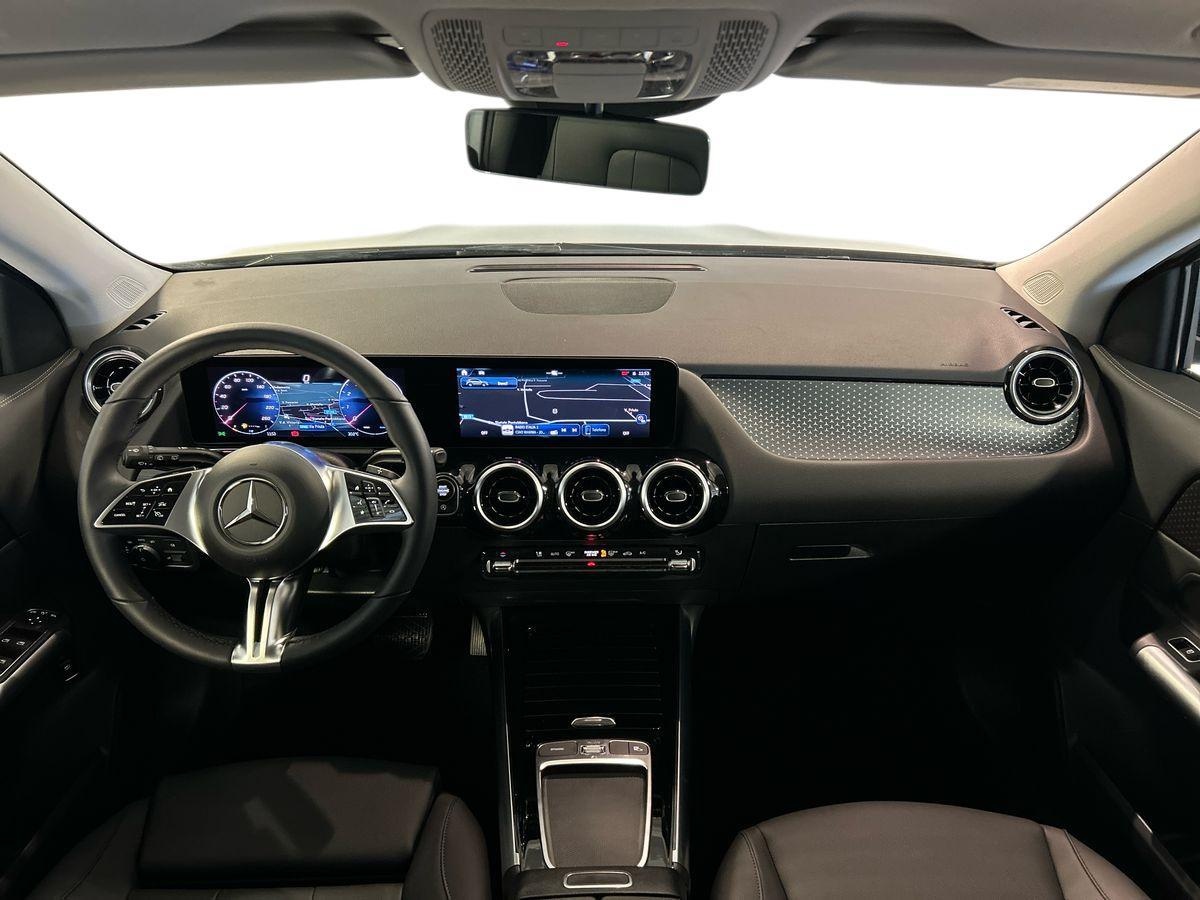 Mercedes  GLA 180 Progressive Advanced 7G-DCT - 9
