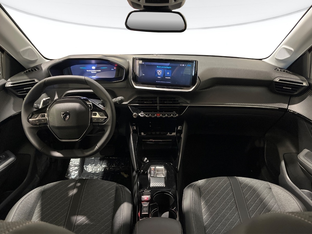 Peugeot 208 Nuovo Ibrido benzina 208 Verona