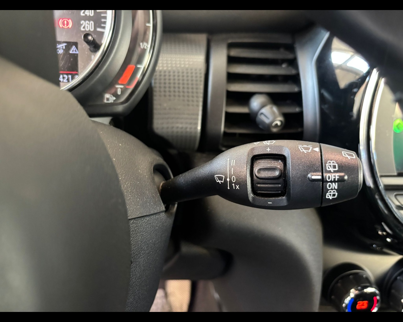 Foto MINI Mini 3p 1.5 Cooper Hype