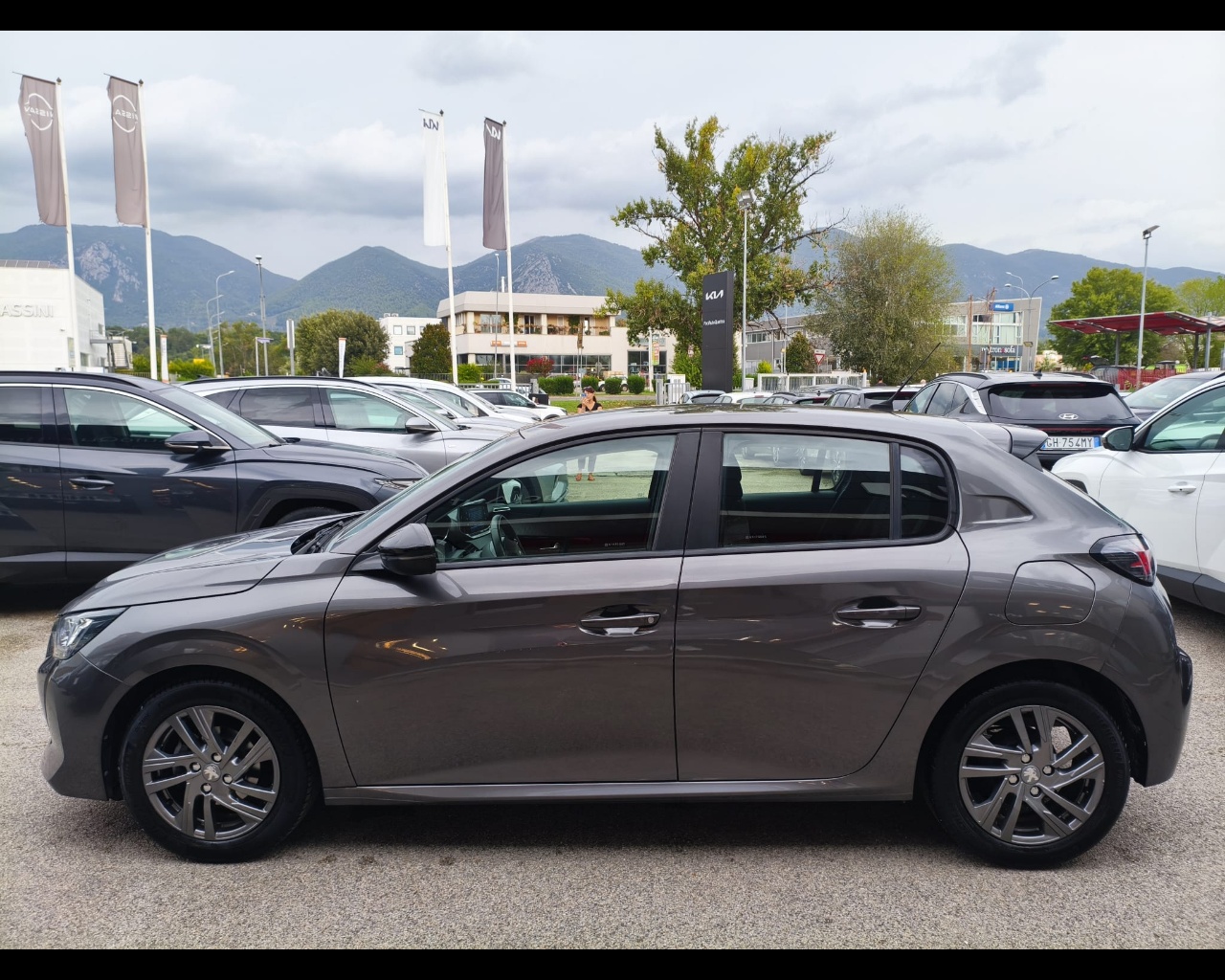Foto PEUGEOT 208 1.2 puretech Active Pack s&s 75cv