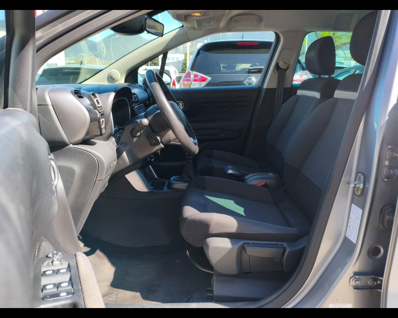Foto CITROEN C3 Aircross 1.5 bluehdi Shine s&s 110cv