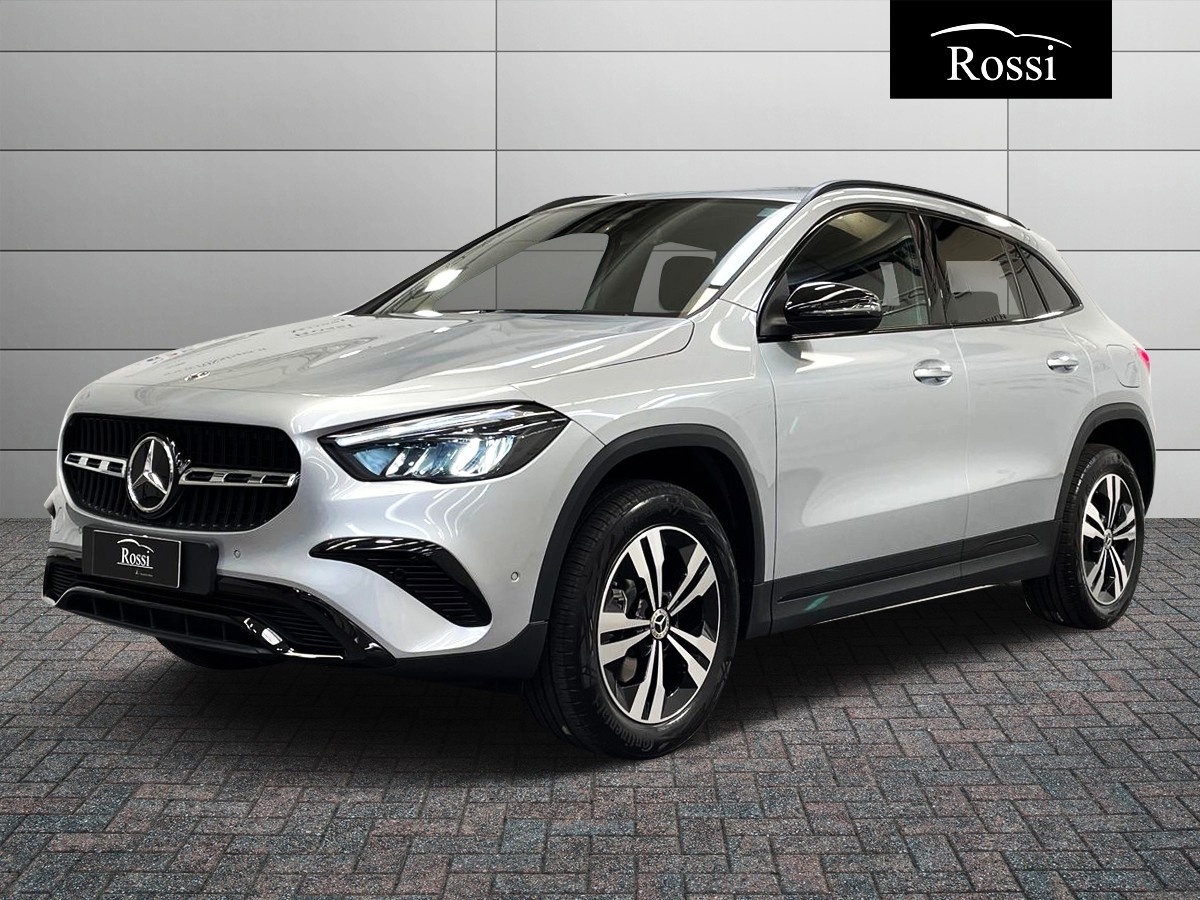 Mercedes-Benz GLA 180  d Automatic