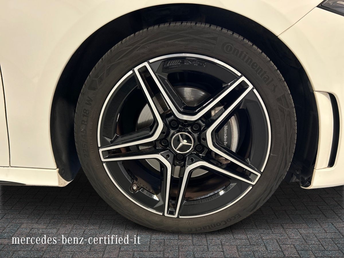 Mercedes Classe A Classe A 180 D Premium Night edition 8G-DCT - 17