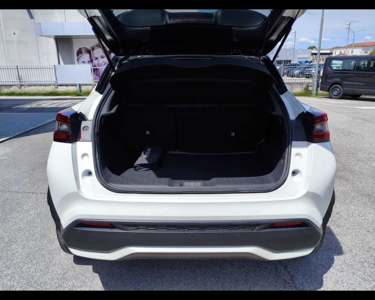 Foto NISSAN Juke 1.6 hev Premiere Edition