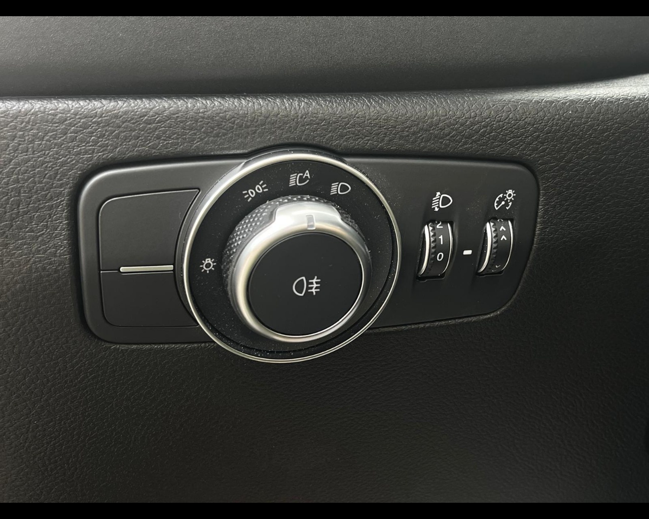 Foto ALFA ROMEO Tonale Ibrida My25 Hybrid 160cv Sprint