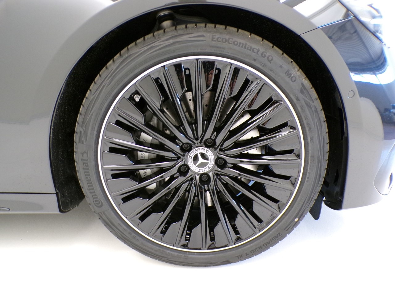 Mercedes  Classe E Station Wagon 220 d AMG Line Premium 4Matic 9G-Tronic - 4