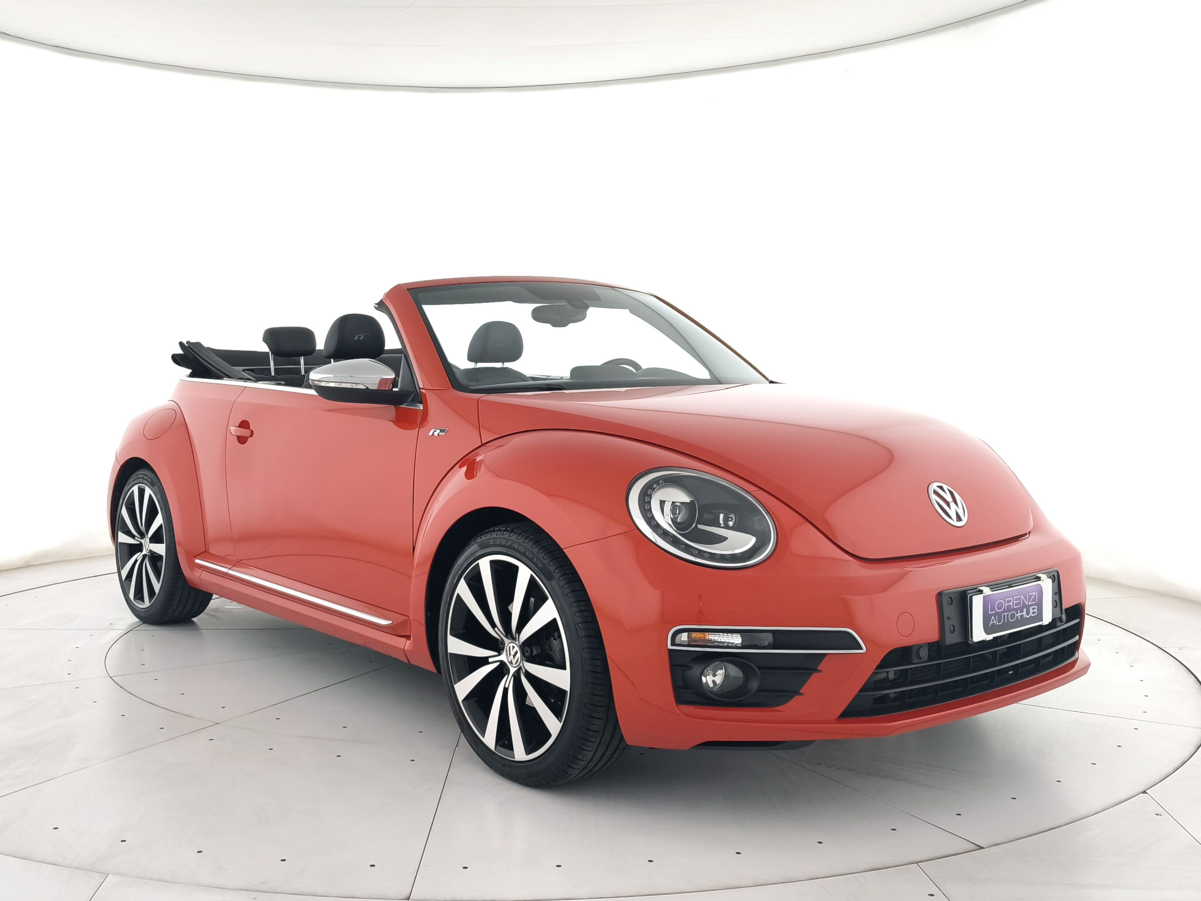 Maggiolino Cabrio 1.4 tsi bm R LINE 150cv dsg CAMERA+PELLE+C.19"