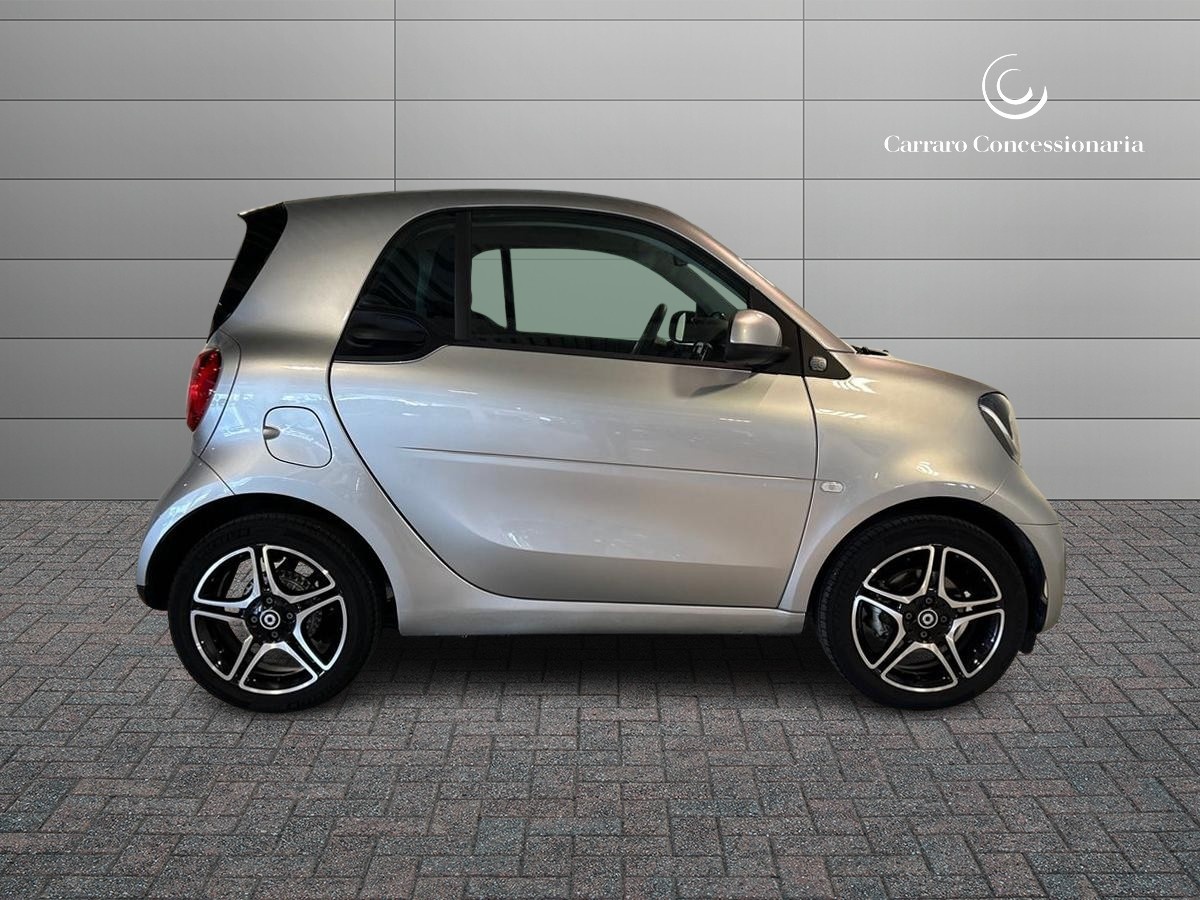 smart fortwo fortwo 4,6kW EQ Pure - 5