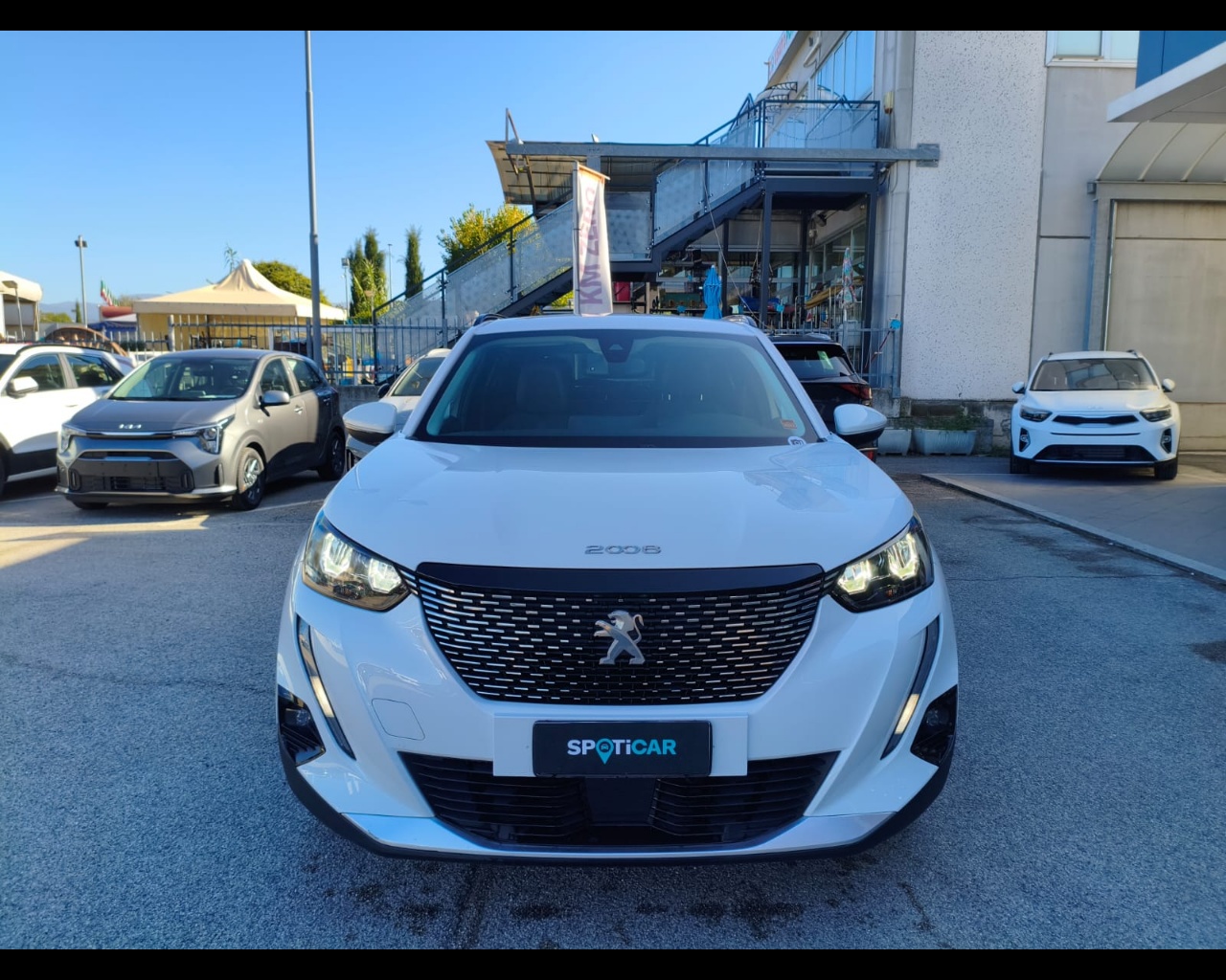 Foto PEUGEOT 2008 1.2 puretech Allure Pack s&s 100cv