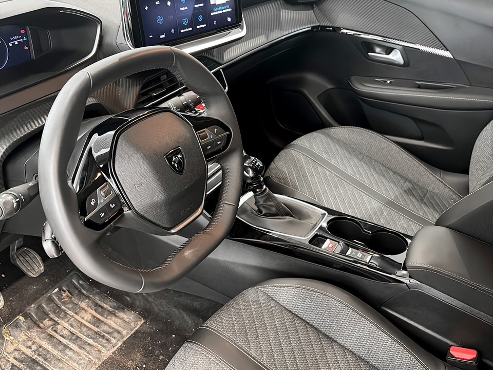 PEUGEOT 208 1.2 puretech Allure s&s 100cv Benzina usato - 8