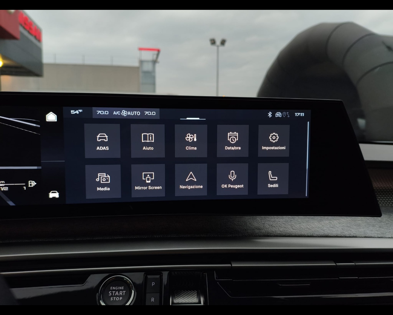 Foto PEUGEOT 3008 1.2 hybrid GT 145cv e-dcs6