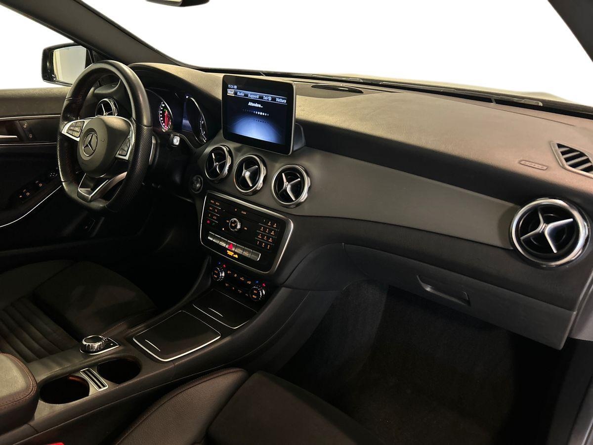Mercedes GLA GLA 200 D Premium 7G-DCT - 15