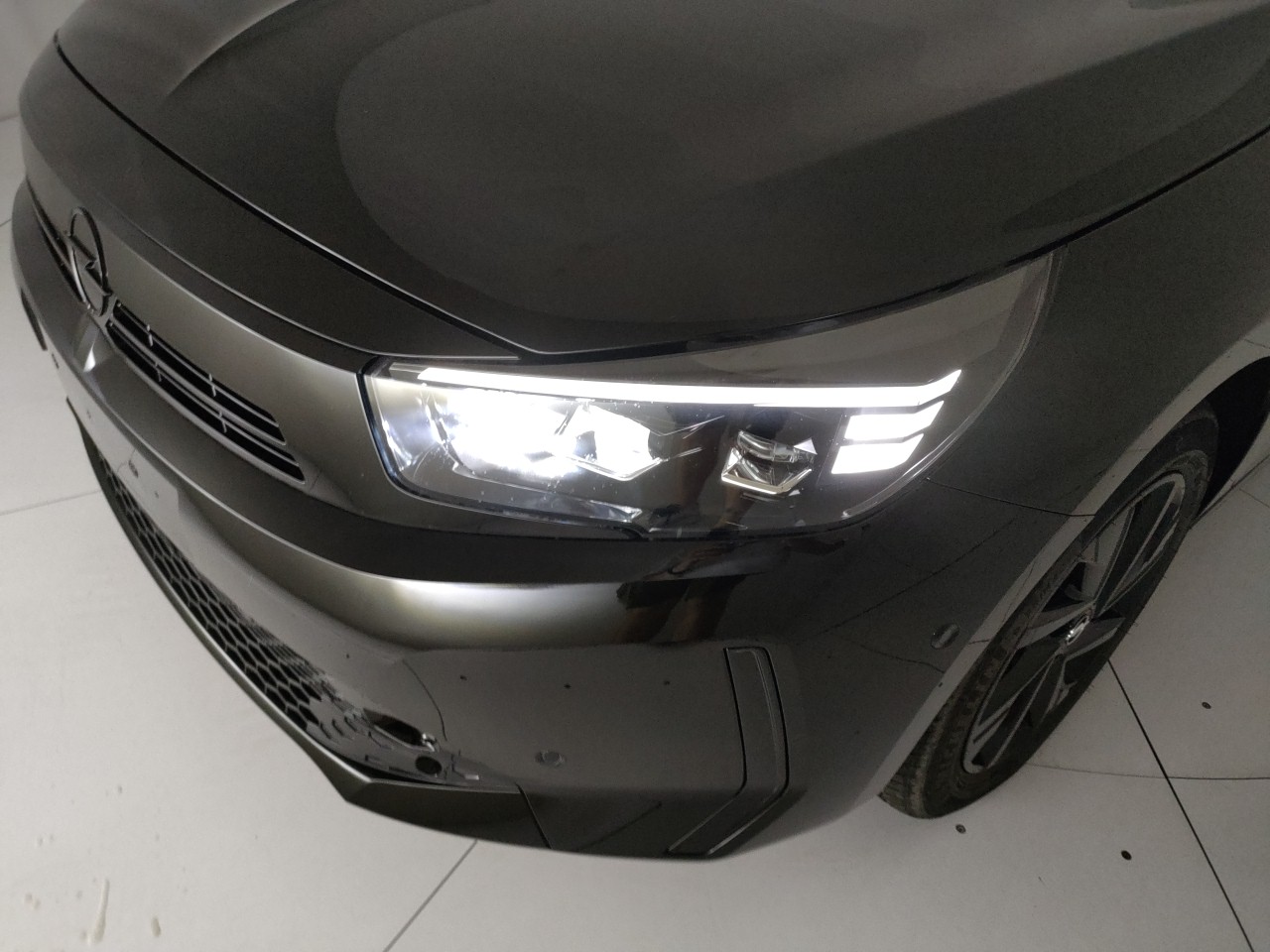 Opel Corsa Nuovo Ibrido benzina Corsa Porto Mantovano