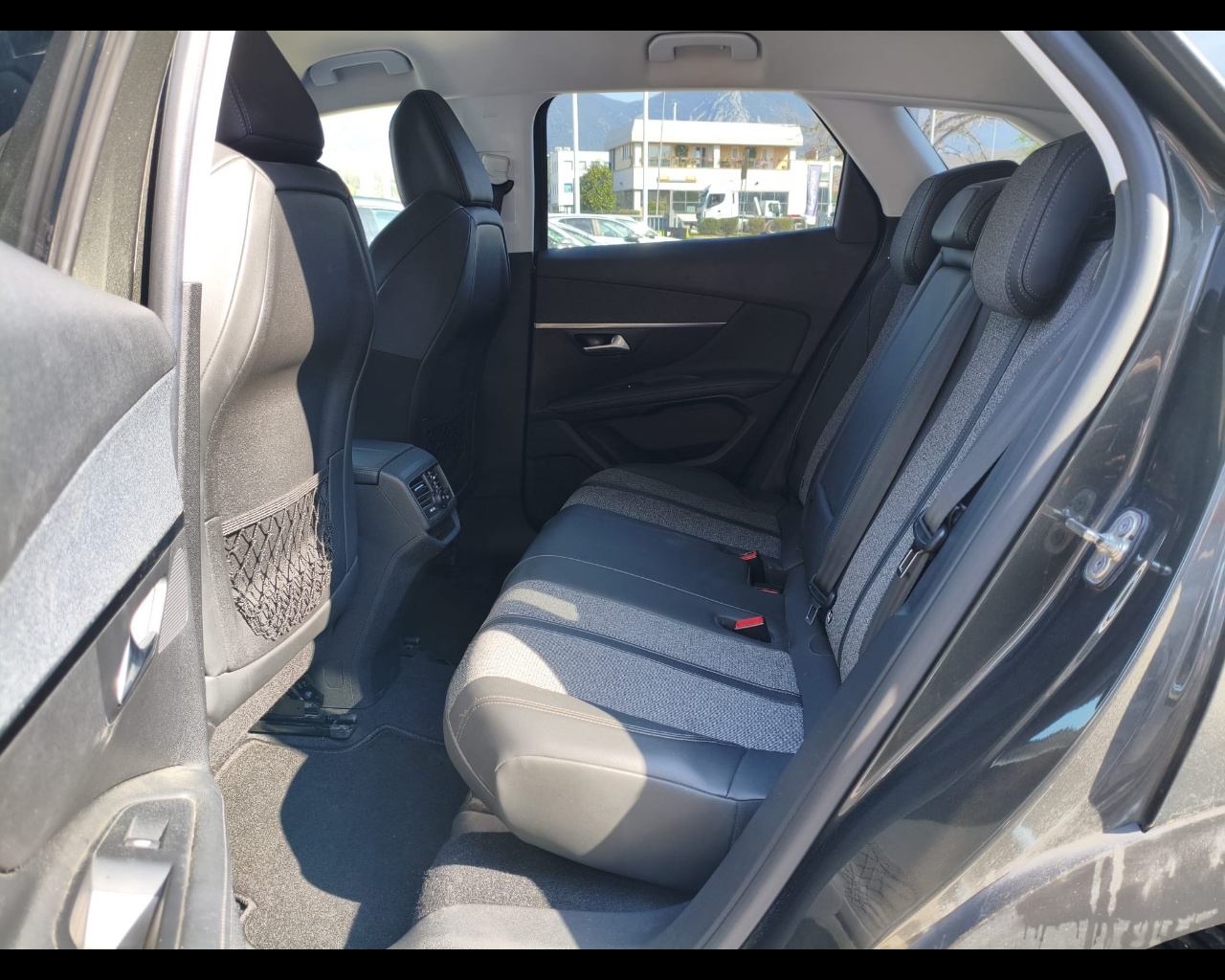 Foto PEUGEOT 3008 1.5 bluehdi Allure s&s 130cv eat8