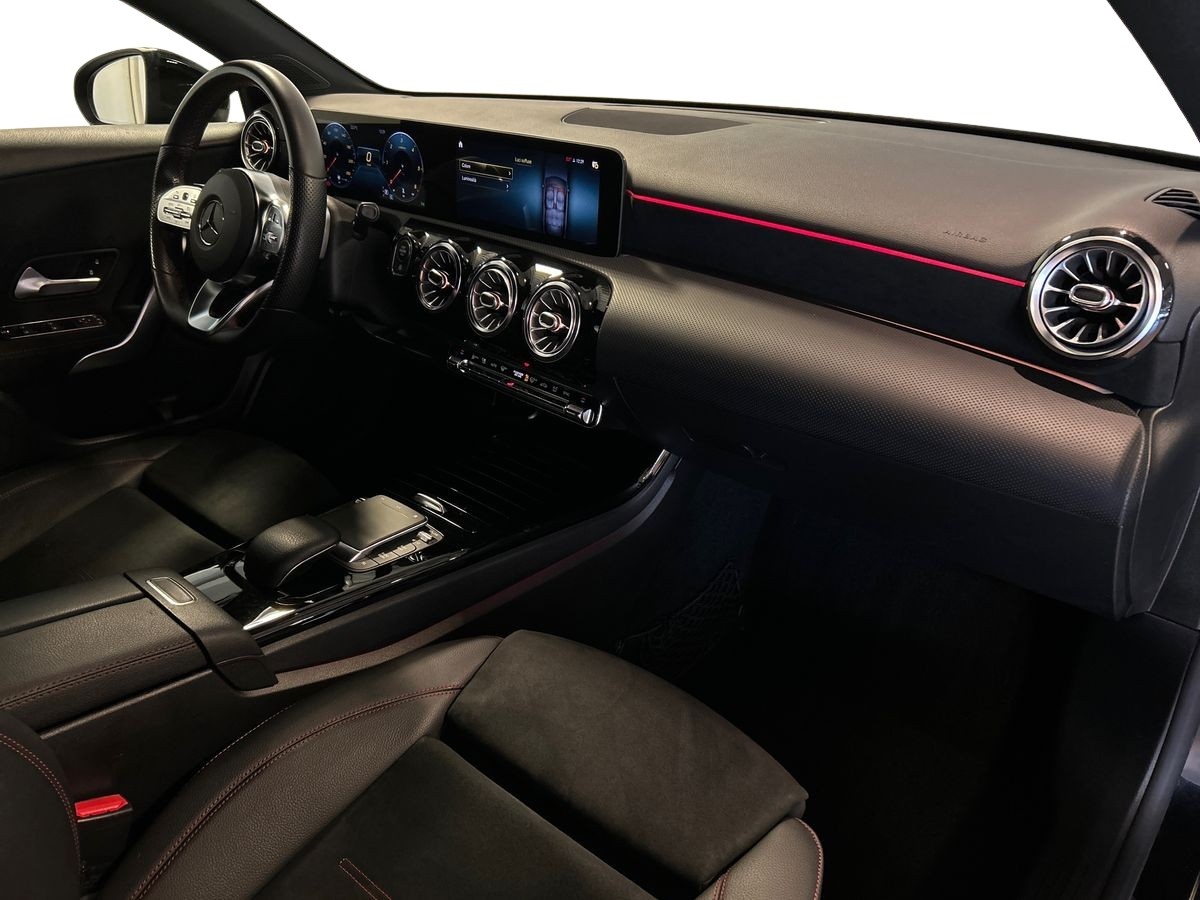 Mercedes Classe A Classe A 180 D Premium 7G-DCT - 15