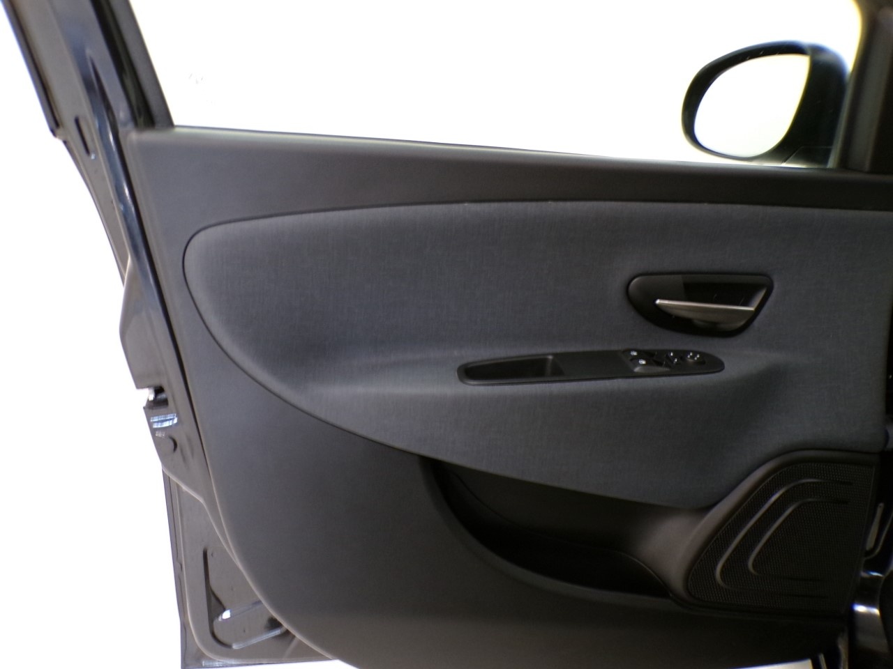 Lancia Ypsilon Ypsilon 5 Porte 1.0 FireFly Hybrid 70cv Silver - 10