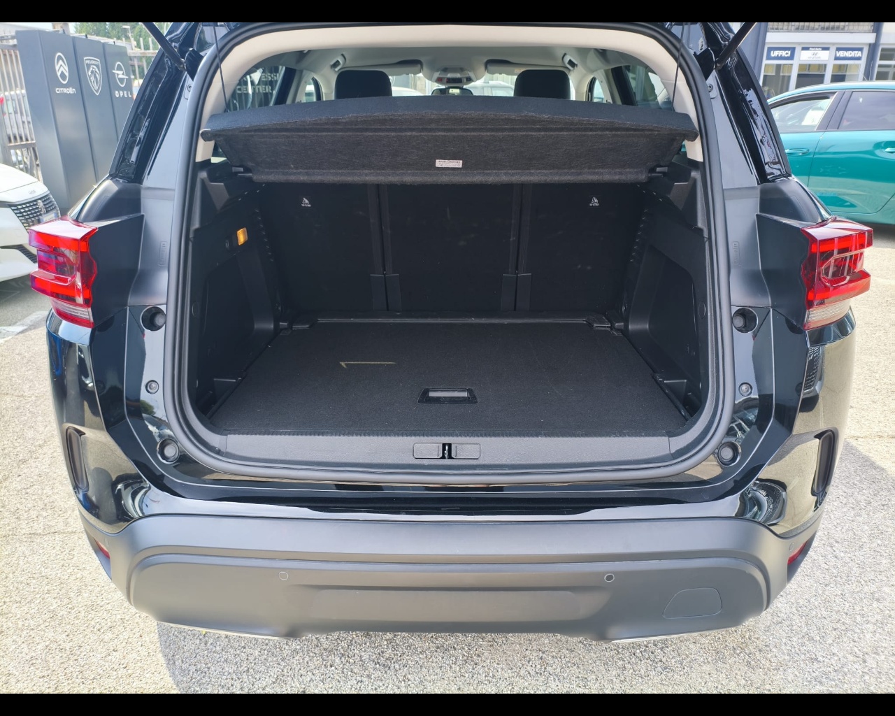 Foto CITROEN C5 Aircross 1.5 bluehdi Shine s&s 130cv eat8