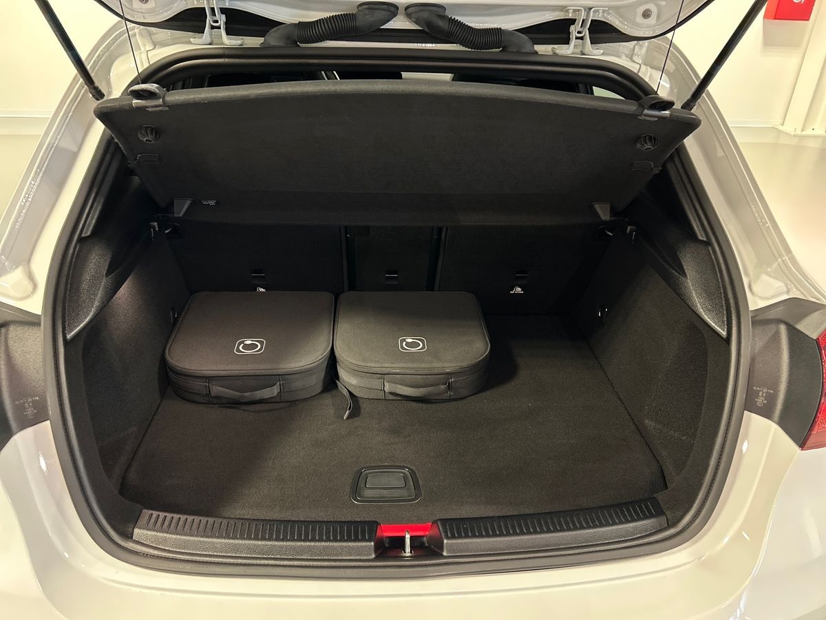 Mercedes Classe A Classe A 250 e Plug-In Hybrid AMG Line ADVANCED PLUS - 8