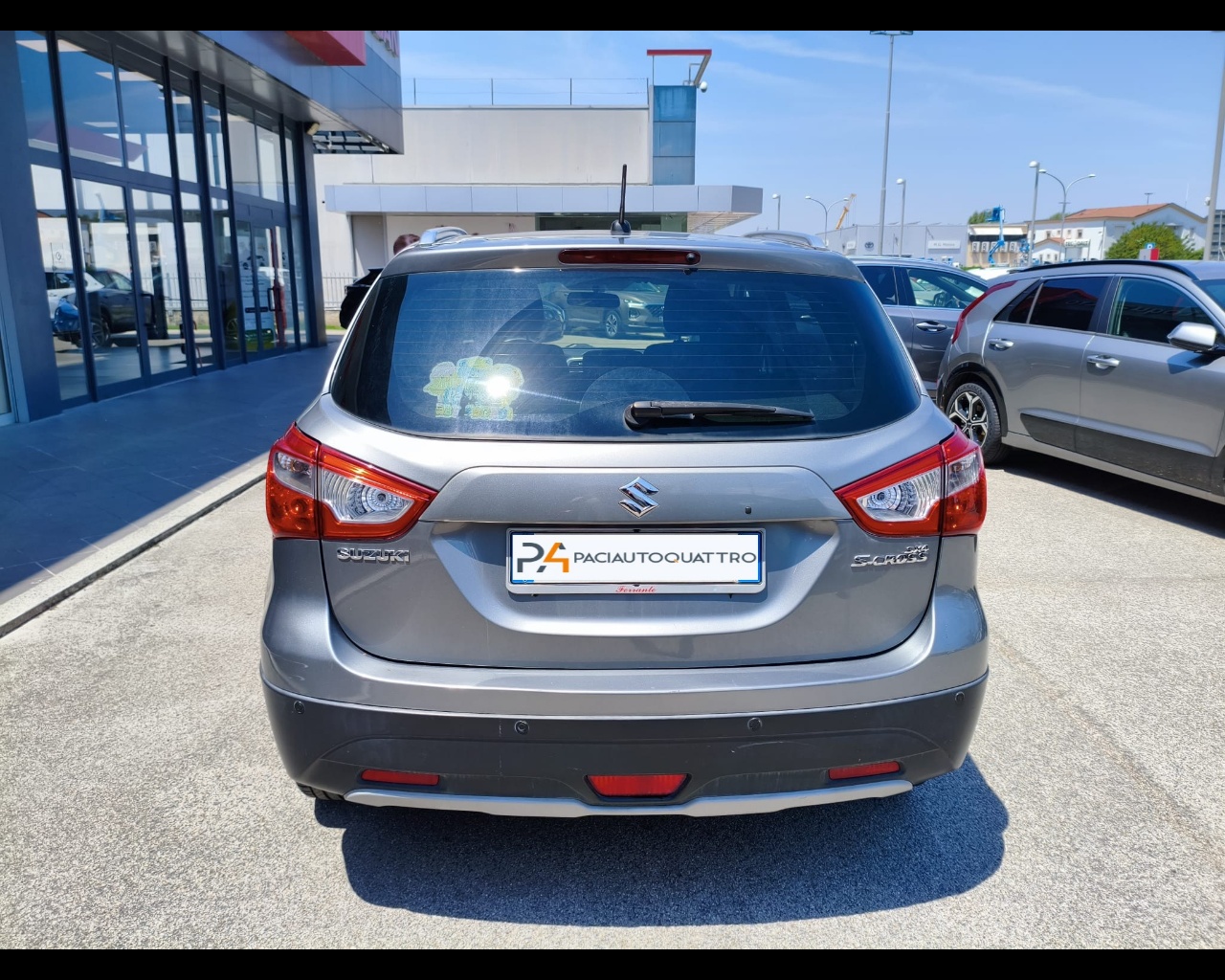 Foto SUZUKI S-Cross 1.6 ddis Easy 2wd