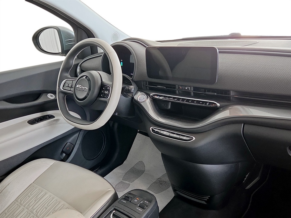 FIAT 500 500e La Prima Elettrica usato - 13