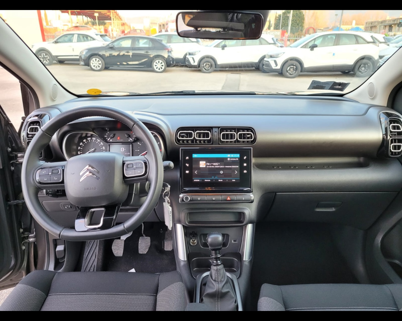 Foto CITROEN C3 Aircross 1.5 bluehdi Shine s&s 110cv