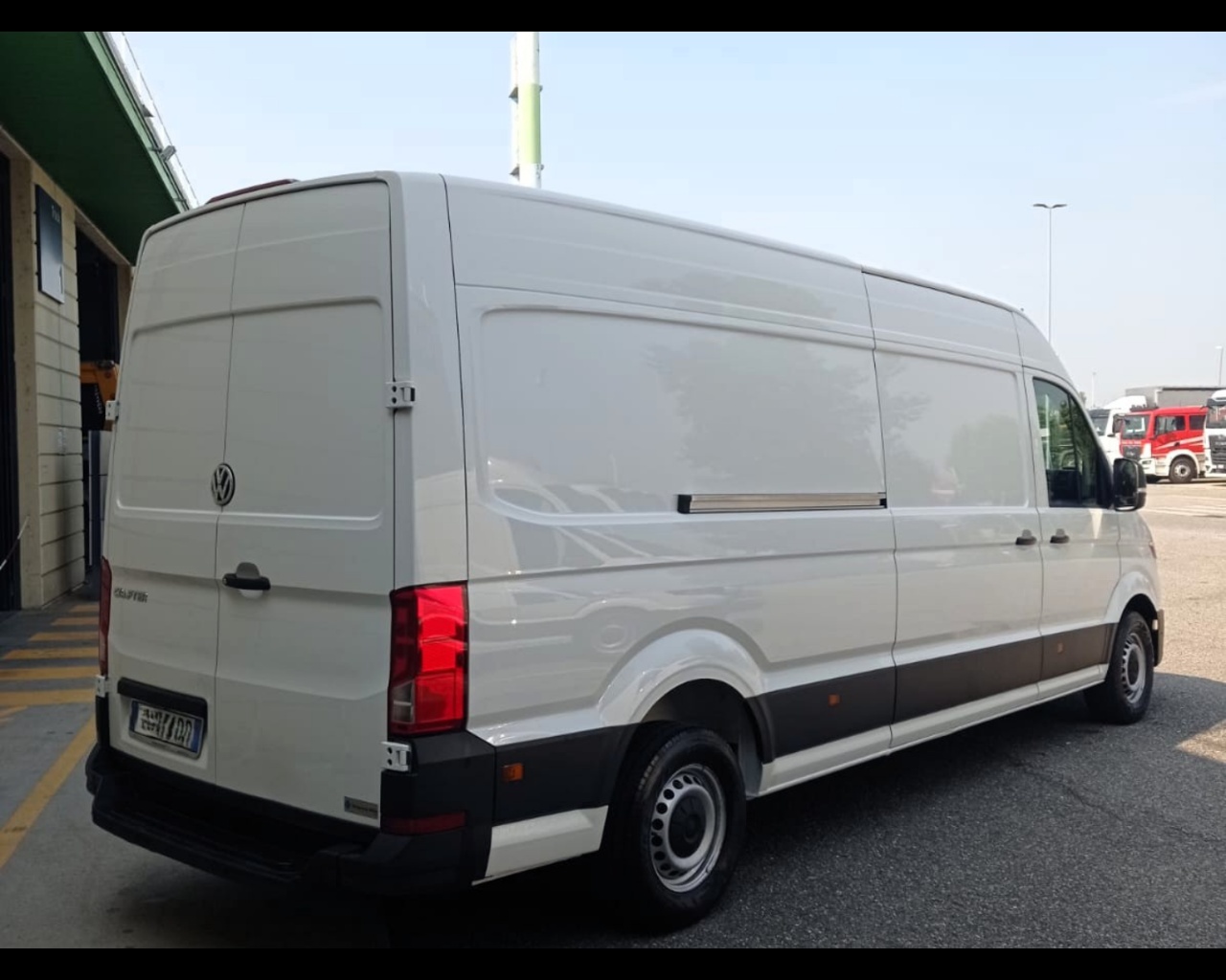 VOLKSWAGEN CRAFTER
