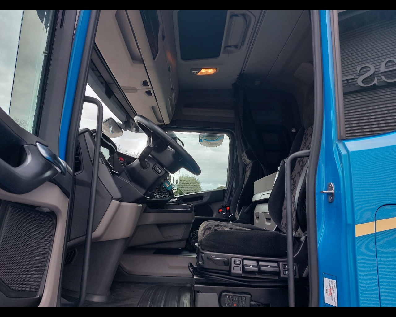 Scania Lunga Distanza R20N DC13 410 A 4x2 NB - 11