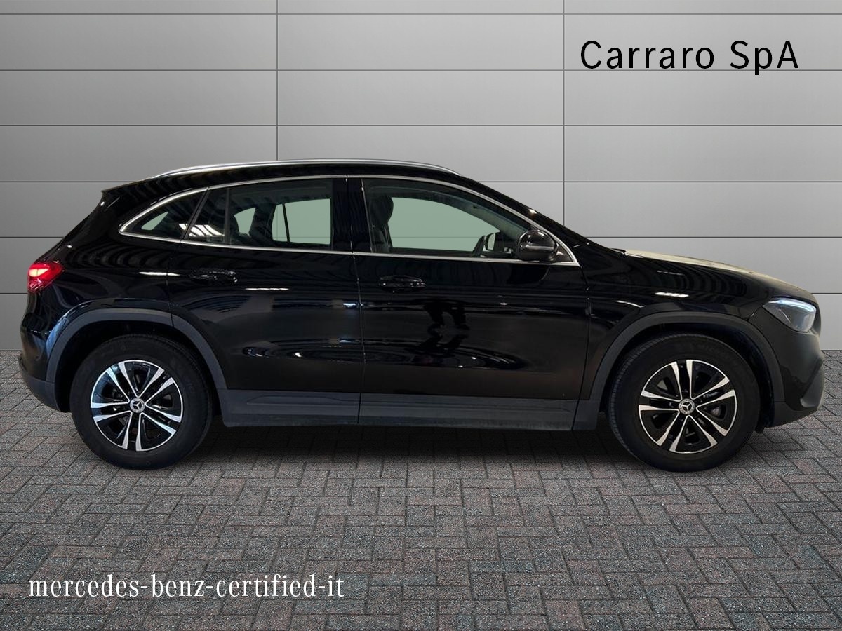 Mercedes  GLA 180 D Advanced 8G-DCT - 5