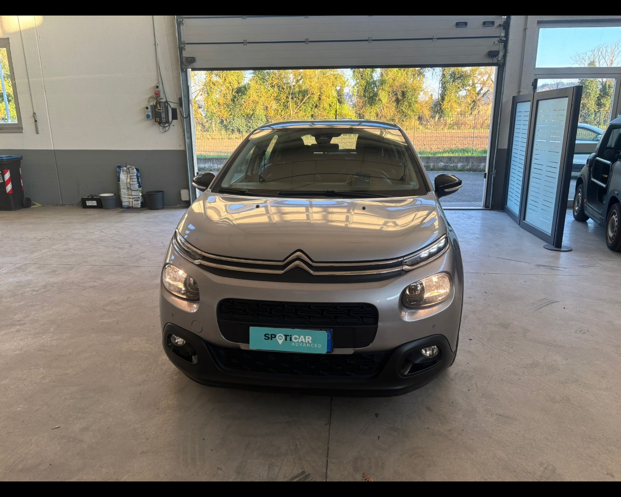 Foto CITROEN C3 1.2 puretech Shine s&s 83cv 
