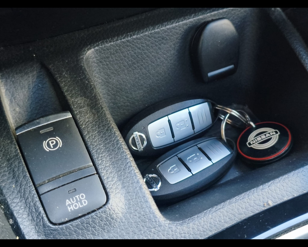 Foto NISSAN Qashqai 1.5 dci N-Connecta 115cv