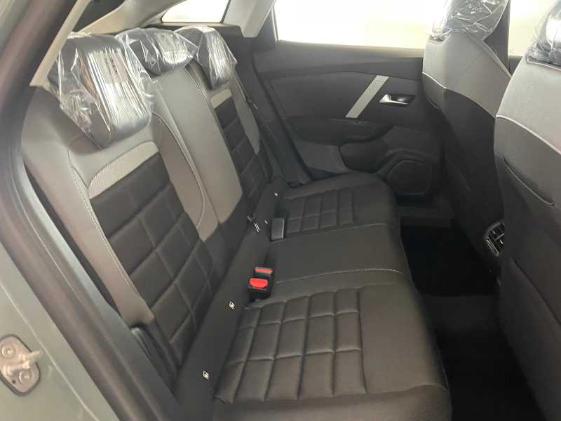 C4 Puretech 130 S&s Eat8 - Plus