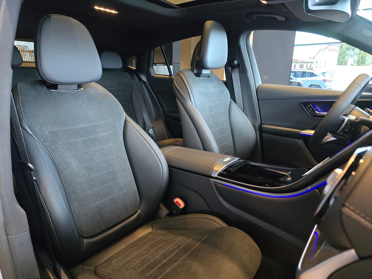 Mercedes GLC Coupé GLC 300 de 4Matic Plug-in hybrid Coupe AMG Line PREMIUM TECH - 13