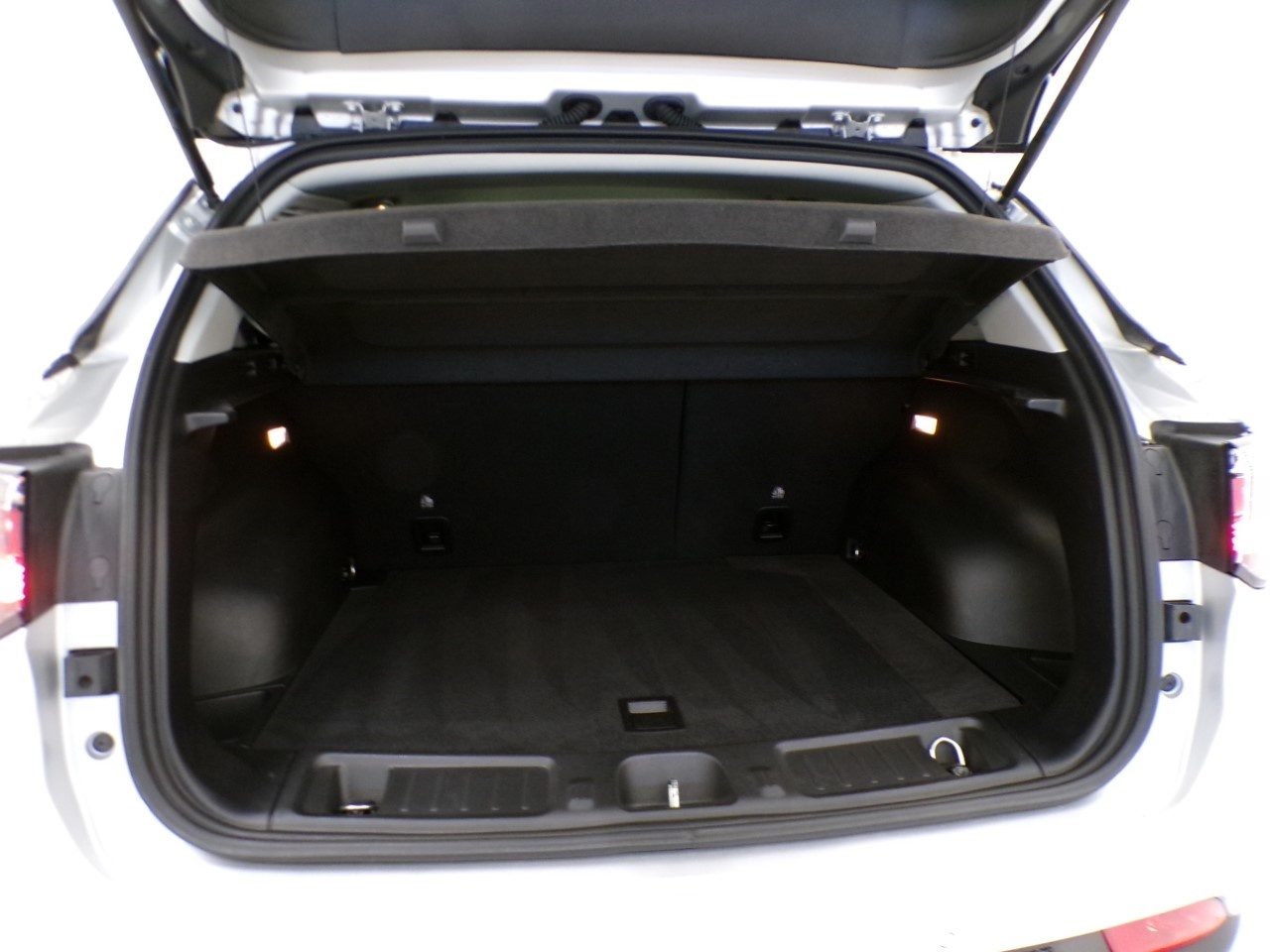 Jeep Compass Compass 1.3 Turbo T4 PHEV Limited 4xe AT6 - 9