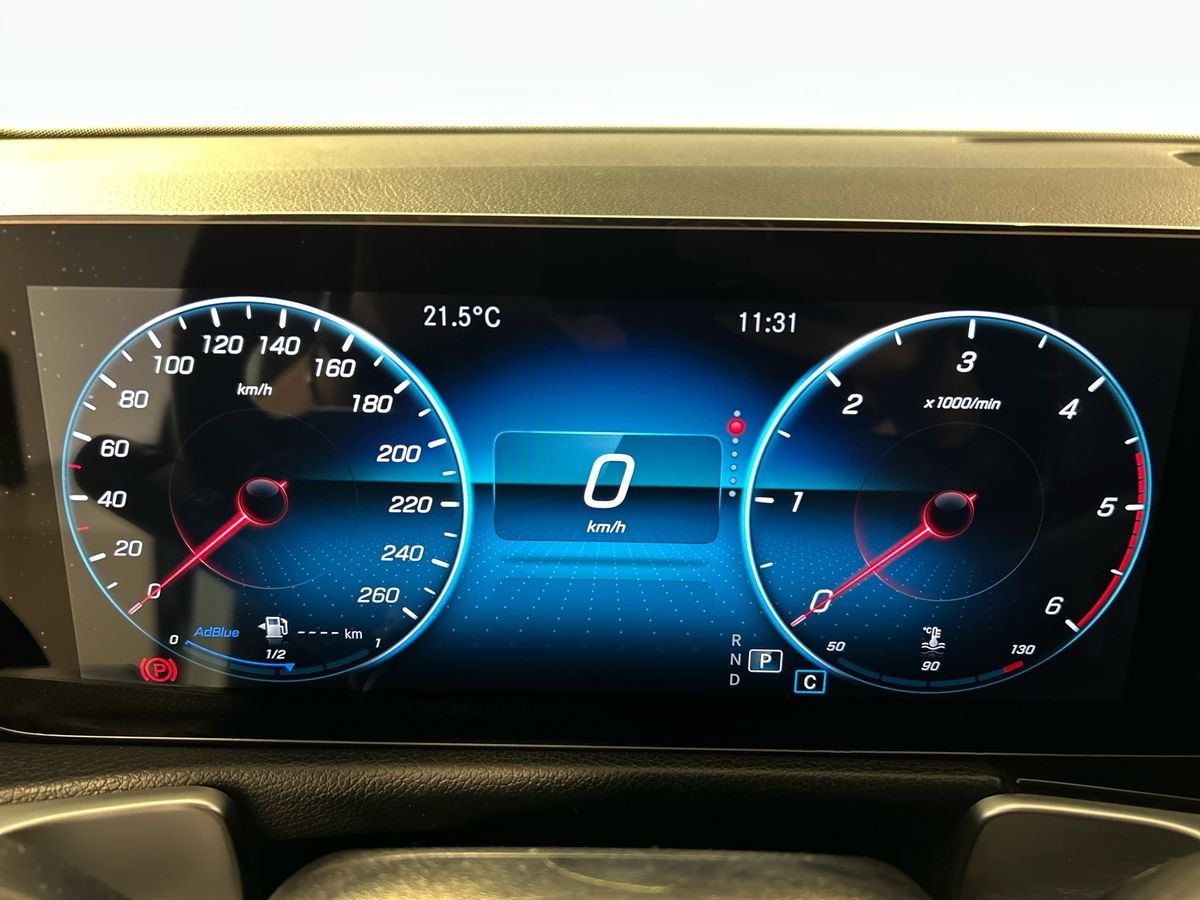 Mercedes GLB GLB 200 D Sport 8G-DCT - 13