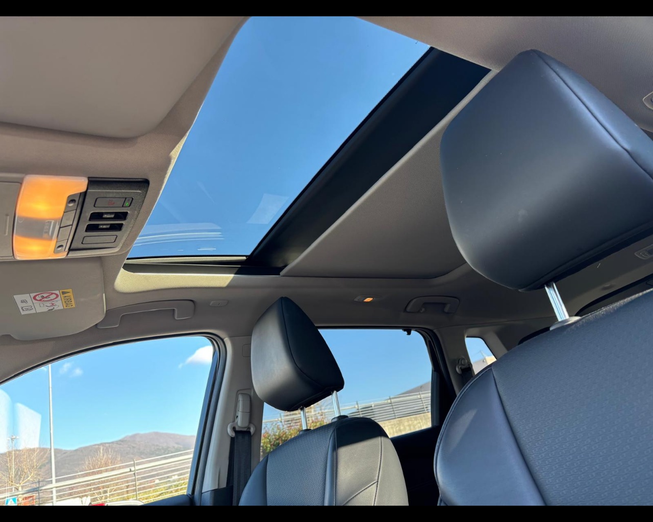 Foto NISSAN X-Trail TEKNA 2WD