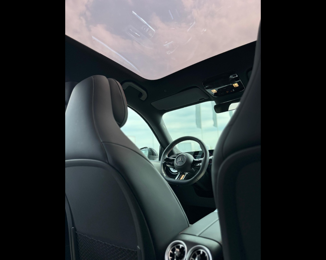 Mercedes GLB Elettrica GLB 250+ con tecnologia EQ Advanced Plus - 13