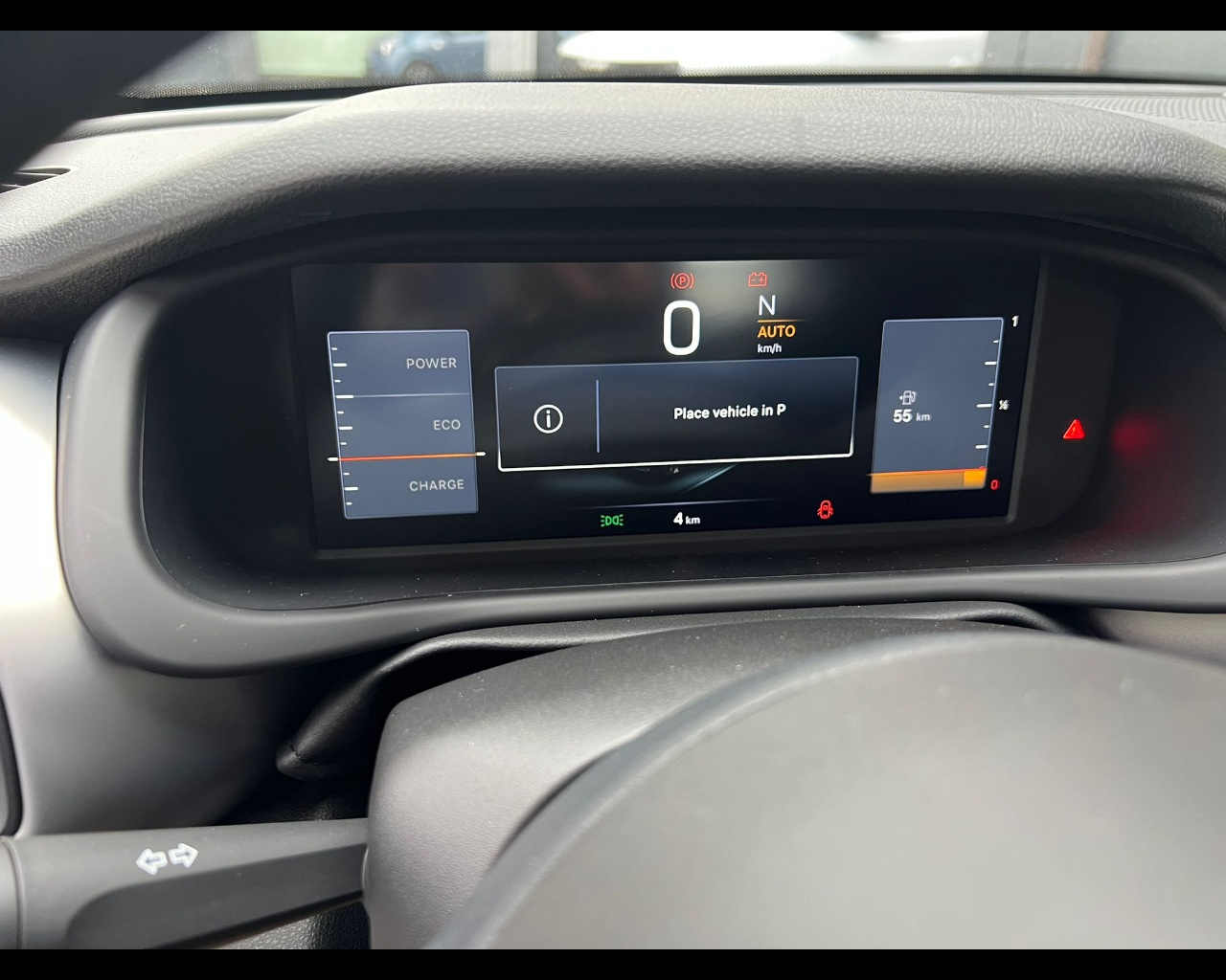 Foto JEEP Avenger 1.2 turbo e-hybrid Upland 4xe 136cv edct6