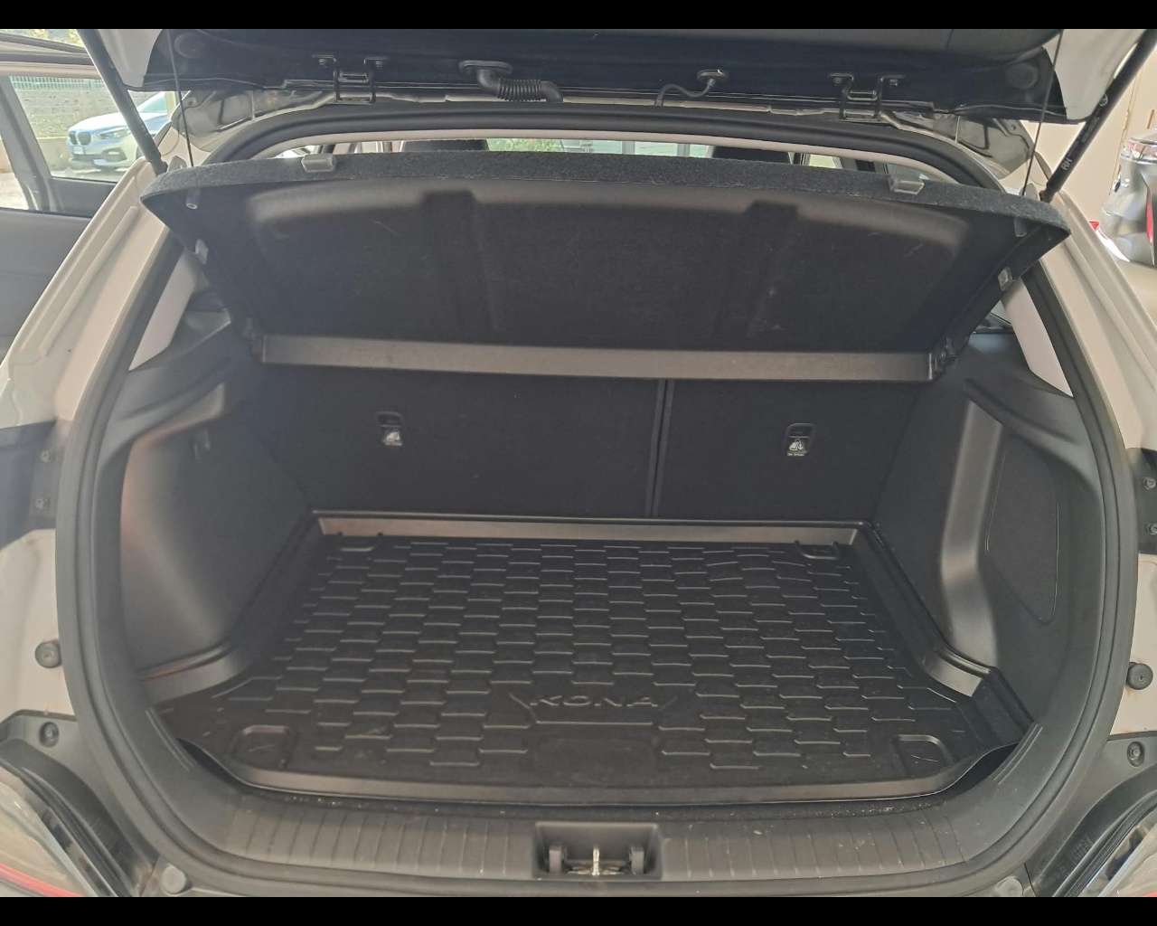 Foto HYUNDAI Kona 1.6 hev Exellence Premium Pack 2wd dct