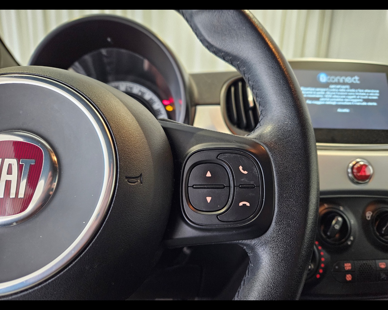 FIAT 500 1.0 hybrid Connect 70cv Ibrido benzina Usato - 11